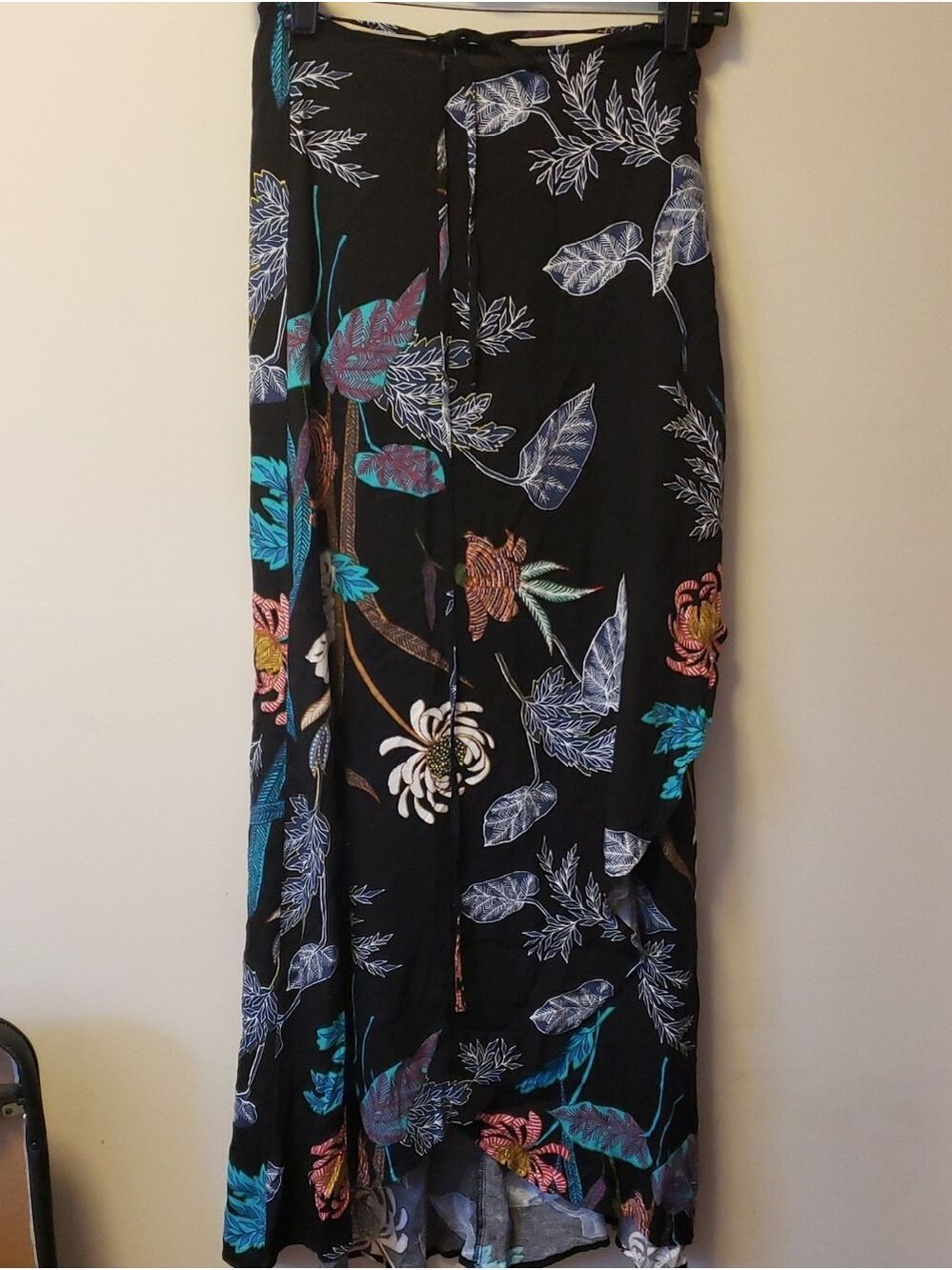 NWT Love Stitch Black Floral Maxi Skirt with Multicolor Botanical Print Size M